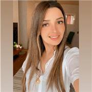 Profesora de Inglés con experiencia en la enseñanza para niños desde los 4 a 7 años